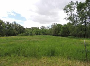 114 W Lone Tree Rd, Cedar Falls, IA 50613