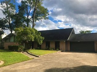 418 Terrace Dr, Seabrook, TX 77586