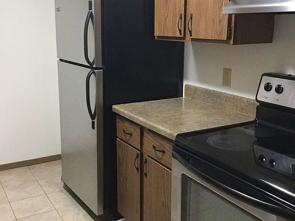 5th image of 7733 Carrington Dr APT F