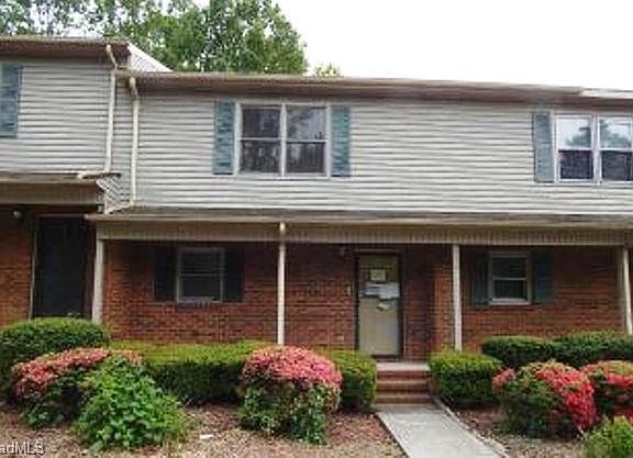 2nd image of 1111 Birchcrest Dr