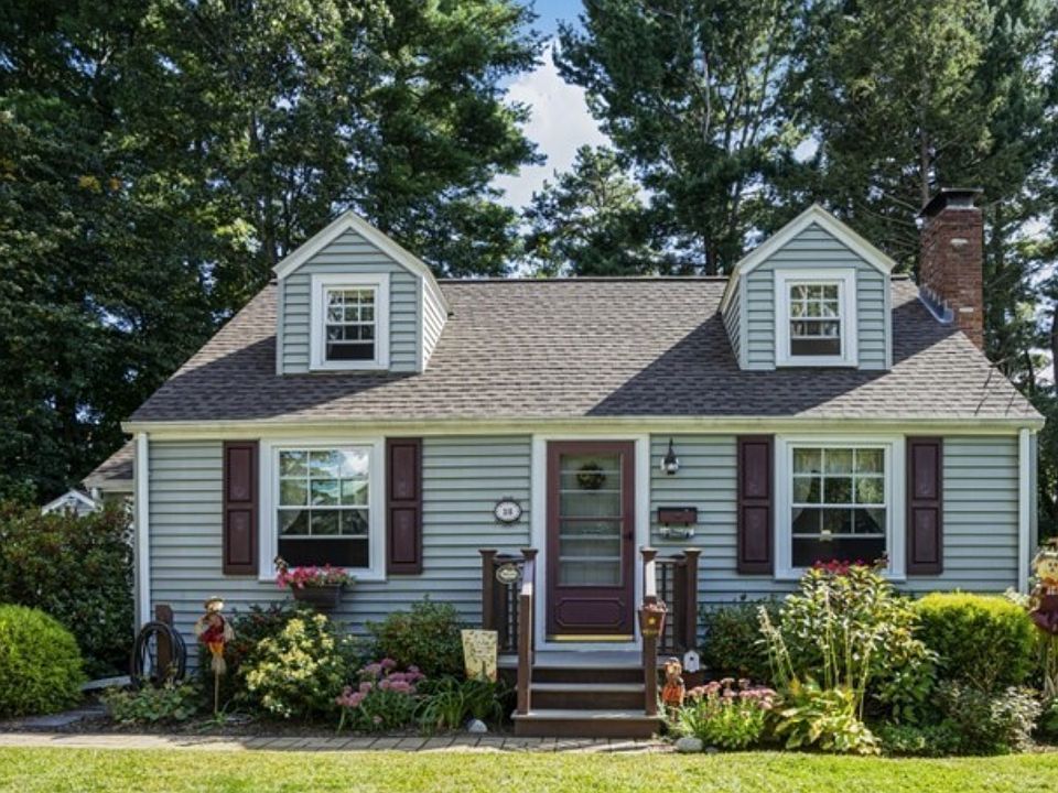 1st image of 28 Londonderry Rd