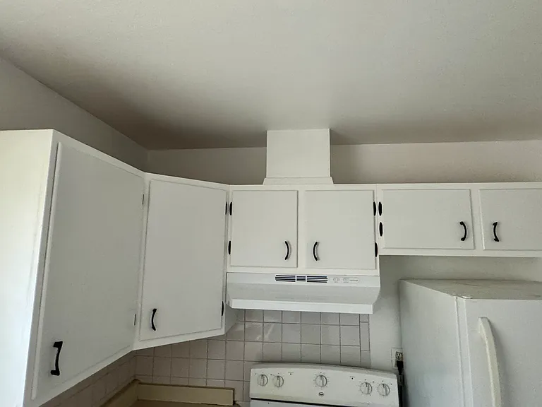 6269 N Hanley Rd — Photo 7