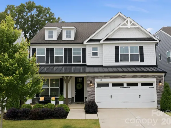 115 Summerhill Dr, Mooresville, NC 28115