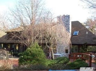 12 Crane Neck Rd, Setauket, NY 11733