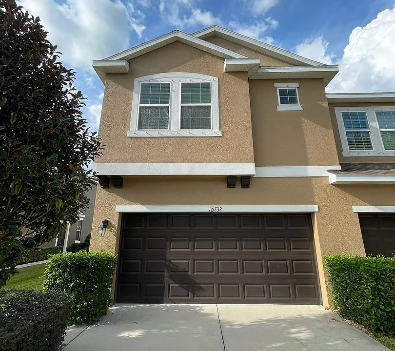 10732 Avery Park Dr