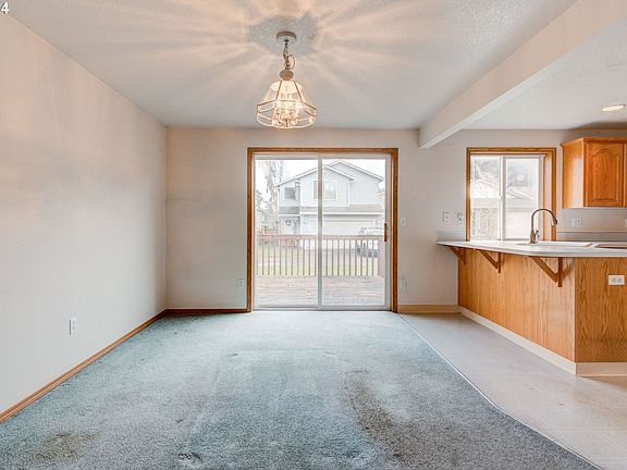 5th image of 5407 NE 59th Ct