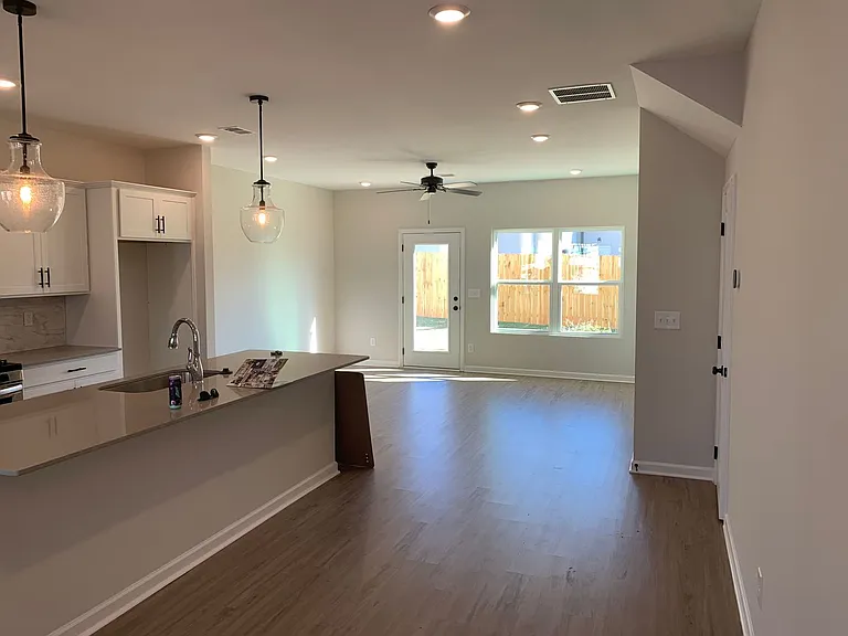 2815 Ridge Crest Ct — Photo 5