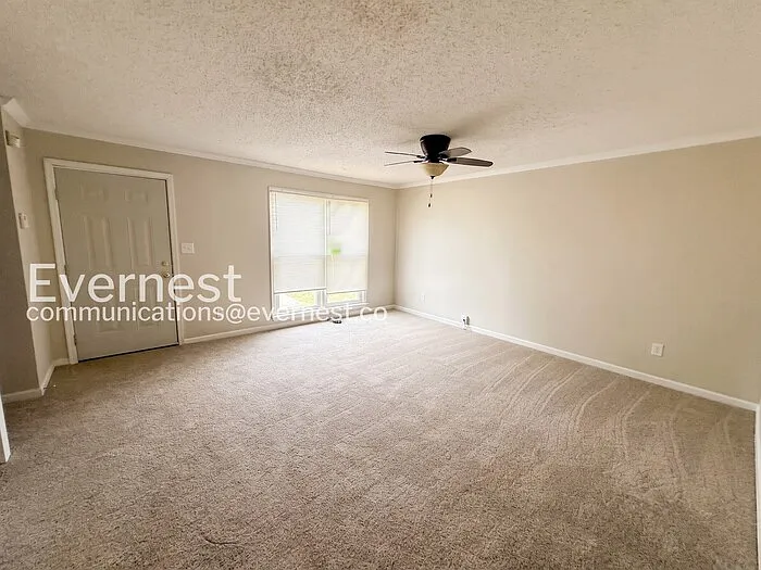 335 Jamestown Manor Dr — Photo 4