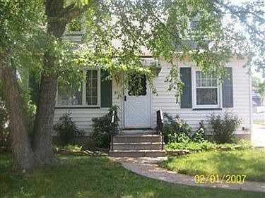 1st image of 211 Bellfield Ave