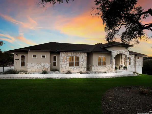 519 Shortcut Pass, Canyon Lake, TX 78133