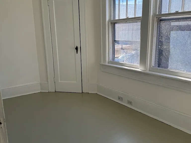 50 Annandale Ave #3 — Photo 4
