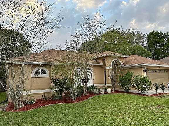5th image of 5542 Oak Hollow Dr