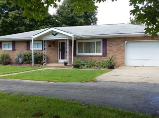 1110 Lindsay Lane Rd, Moundsville, WV 26041