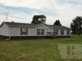 608 Monroe St, Rose Hill, IA 52586