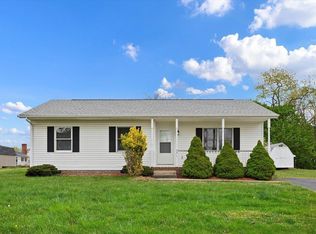 201 Hoover St, Staunton, VA 24401