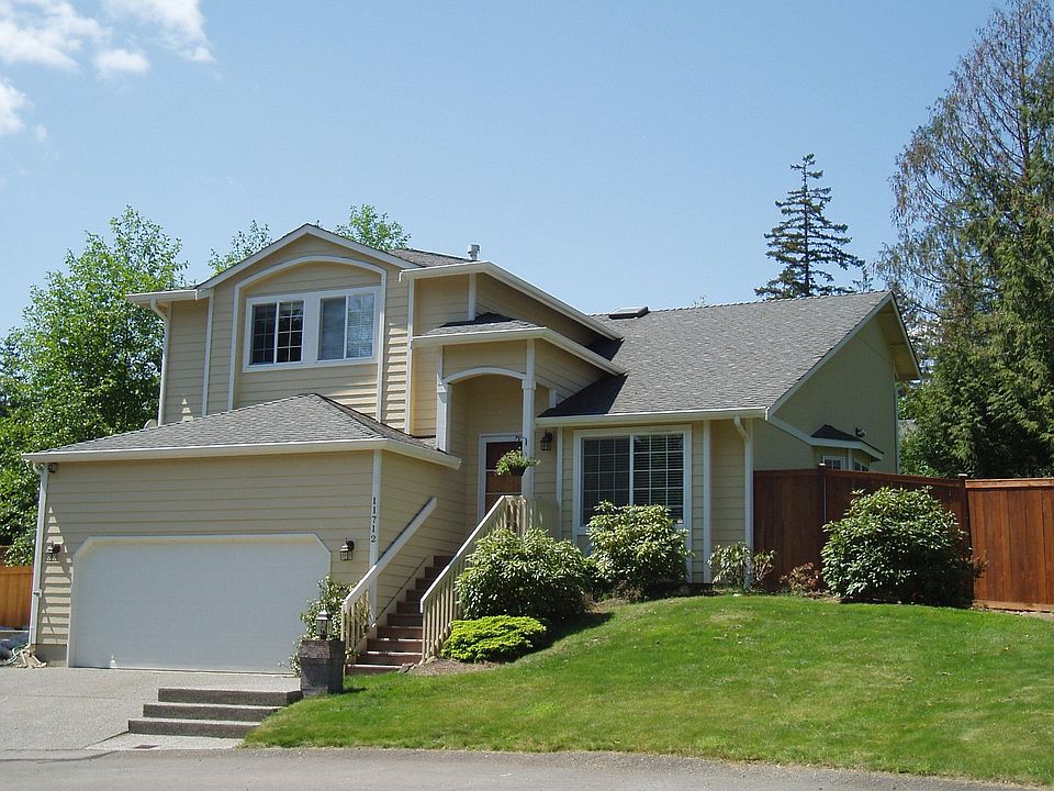 Gorgeous 4 Bedroom!