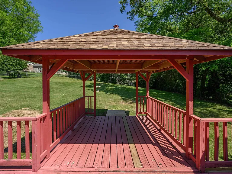 1828 Jacobs Ln — Photo 41