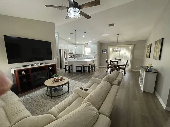 3336 Richmond Dr, The Villages, FL 32162