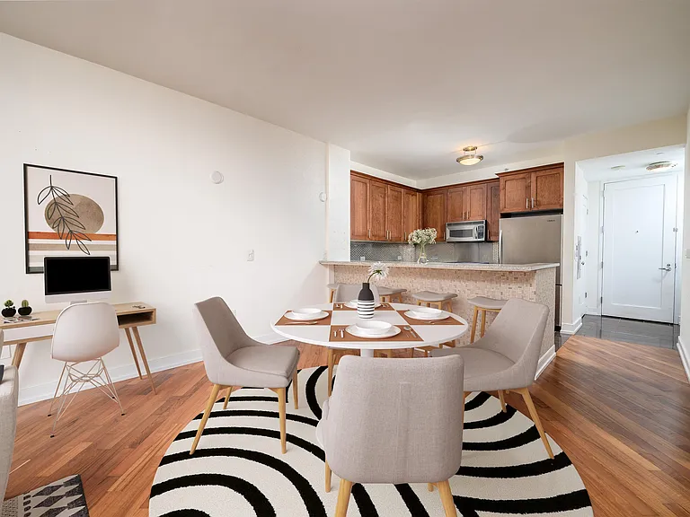 105 Greene St #1201 — Photo 2