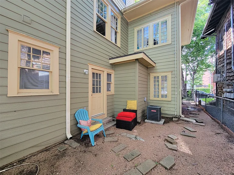 815 Sul Ross St #1 — Photo 19