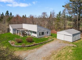 260 Back Winterport Rd, Hampden, ME 04444