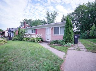 1065 Dover Rd, Pontiac, MI 48341