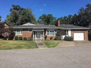 2870 Roseneath Rd, Huntington, WV 25705