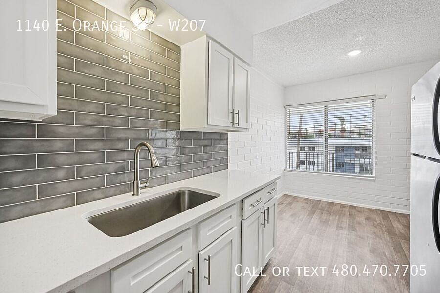 1st image of 1140 E Orange St #W207