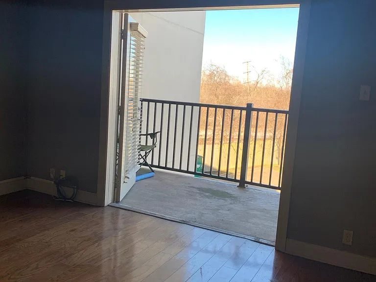 N 3rd St — Photo 17