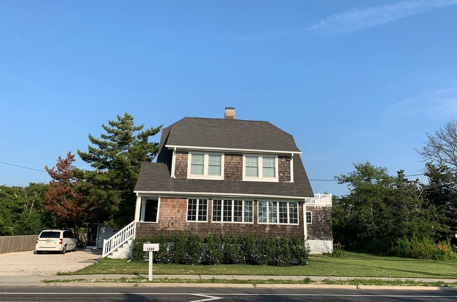 1220 Ocean Ave photo 1
