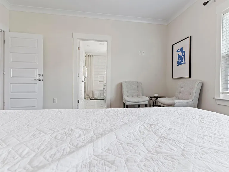 105B McCall St — Photo 46