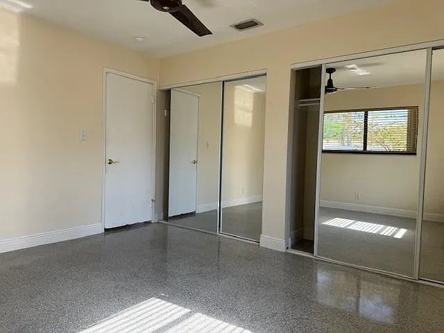 2624 NE 8th Ct — Photo 12