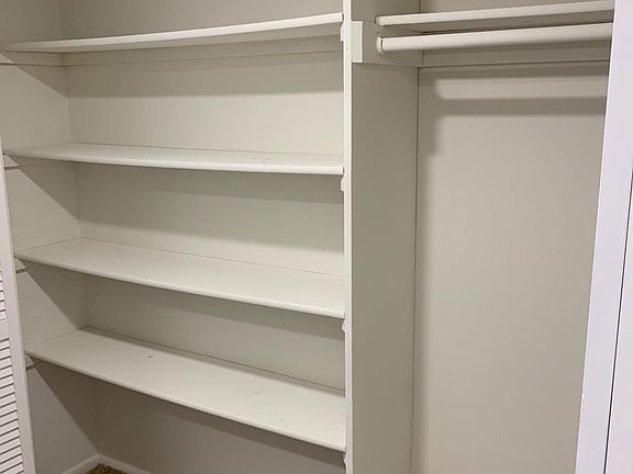 5th image of 10106 Arrowhead Dr APT 3
