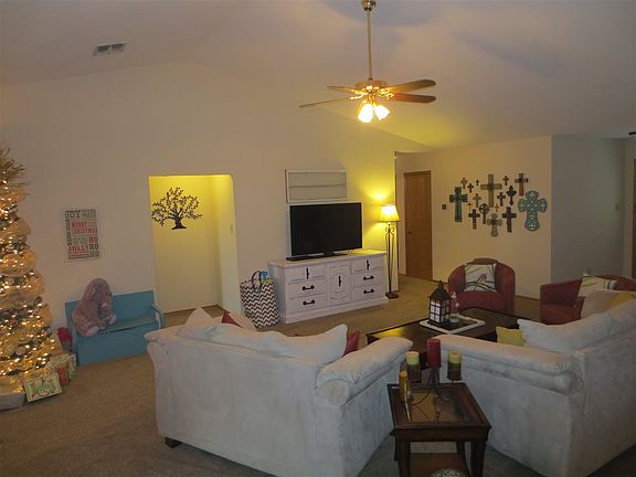 4th image of 4411 NW Wolf Creek Blvd