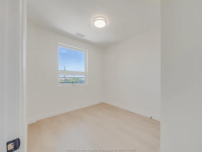 4300 Laurier Pkwy #546 — Photo 16