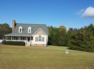 1908 Little Beaverdam Ct, Holly Springs, NC 27540