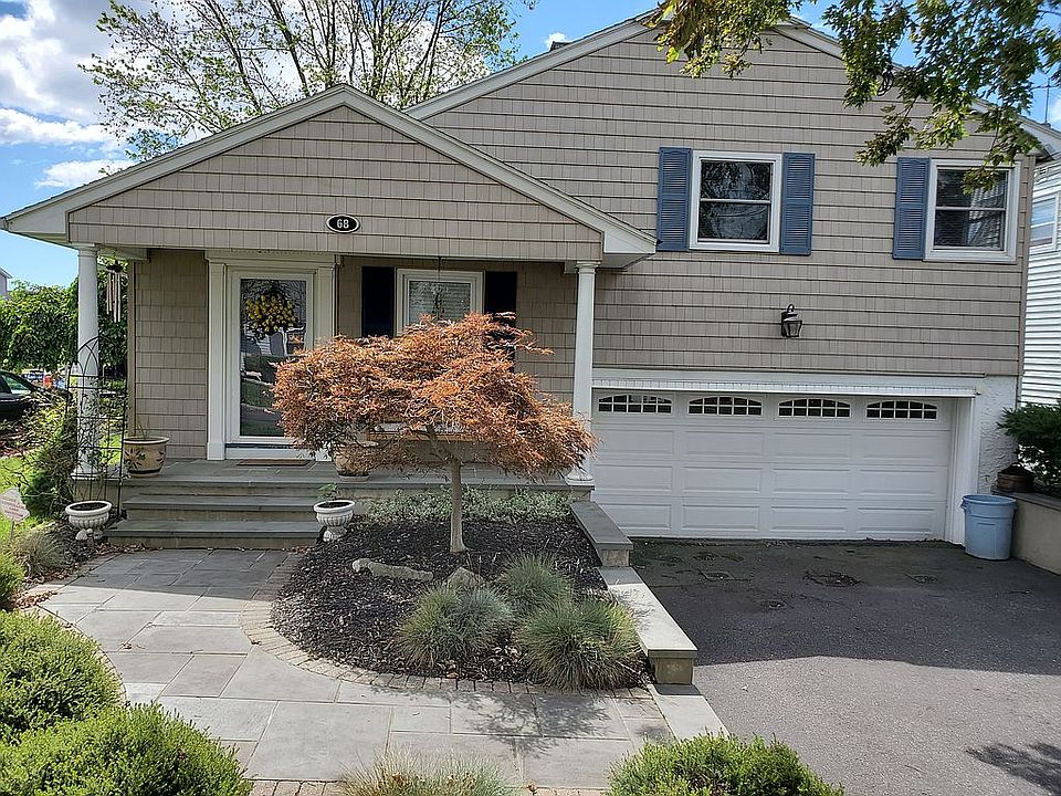 1st image of 68 Bayside Pl
