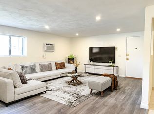 989 Atwood Ave #104, Johnston, RI 02919