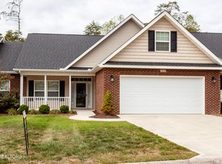 1615 Autumn Path Ln, Knoxville, TN 37918