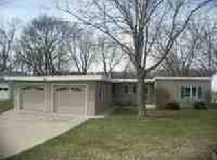 10330 N Ellendale Rd, Edgerton, WI 53534