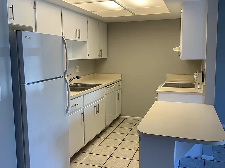 309 SW 3rd Pl #7 — Photo 11