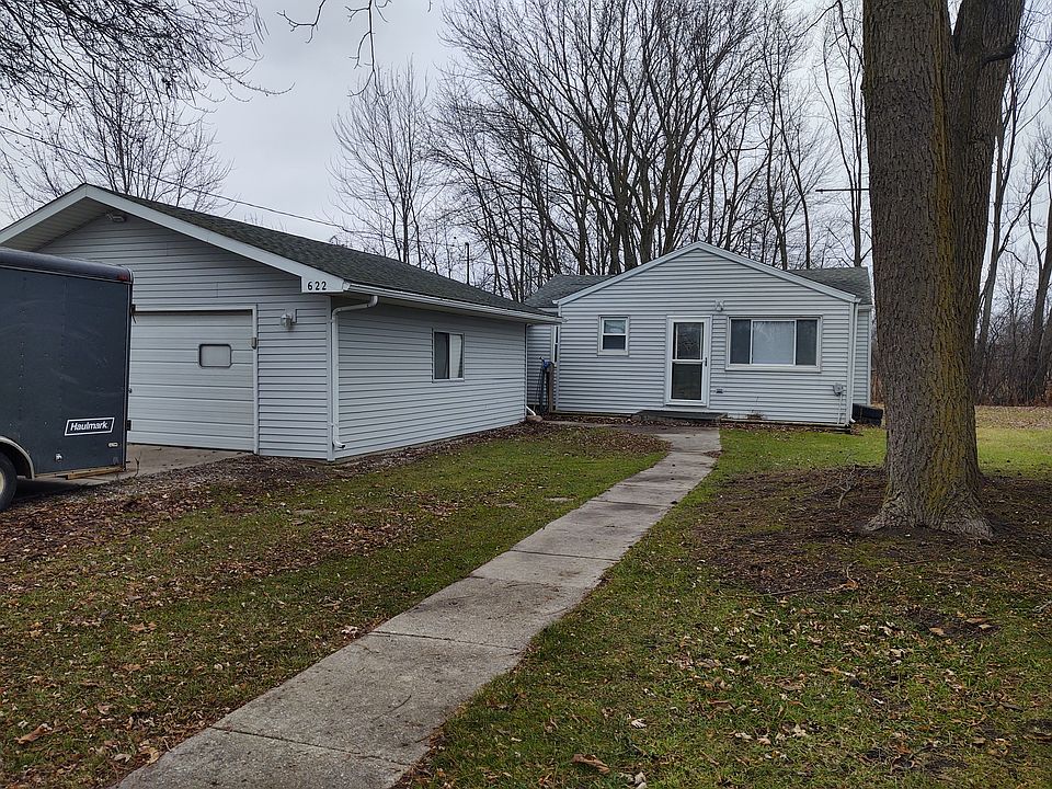 1st image of 622 Alger St