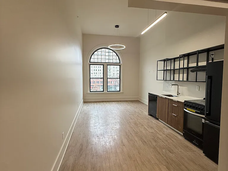 411 W 1st Ave #302 — Photo 6