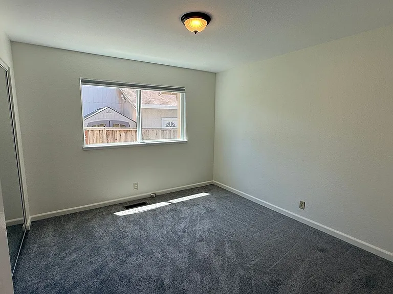 6252 Ridgemont Dr — Photo 14