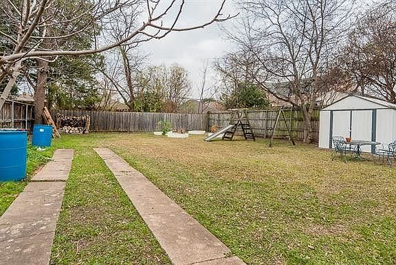 3rd image of 5612 Columbia Ave