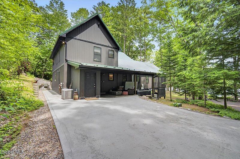 2nd image of 128 Pedrick Road