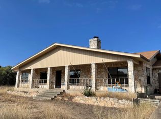 214 Deer Park Ln, Center Point, TX 78010