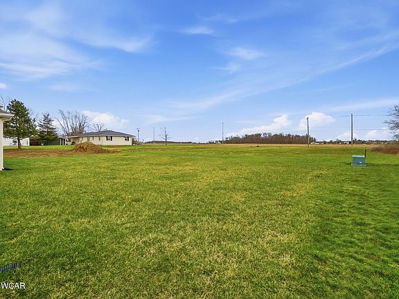 5th image of 109 Bluegrass Rd