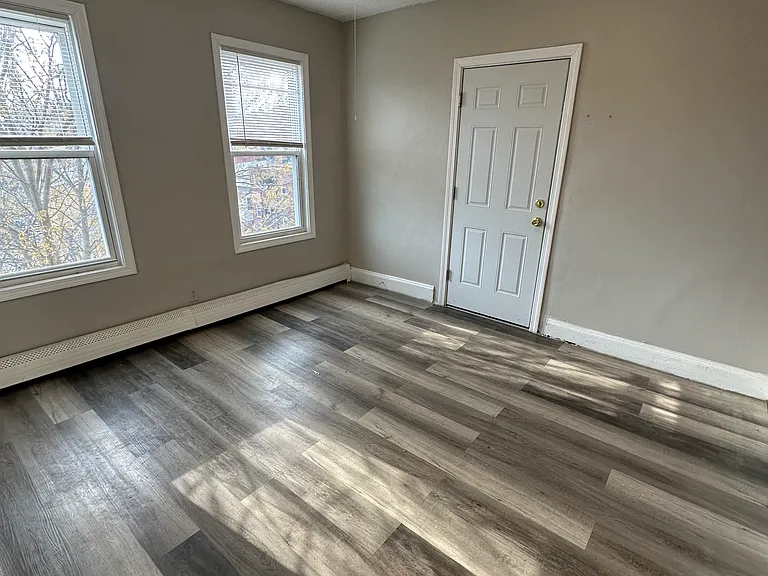 264 Lawrence St #C4 — Photo 15