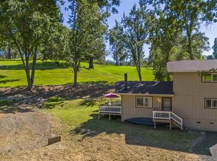 20060 Pleasantview Dr, Groveland, CA 95321